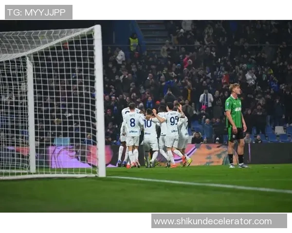 西甲赛场惊现冷门国米大胜曼城引发全场热议